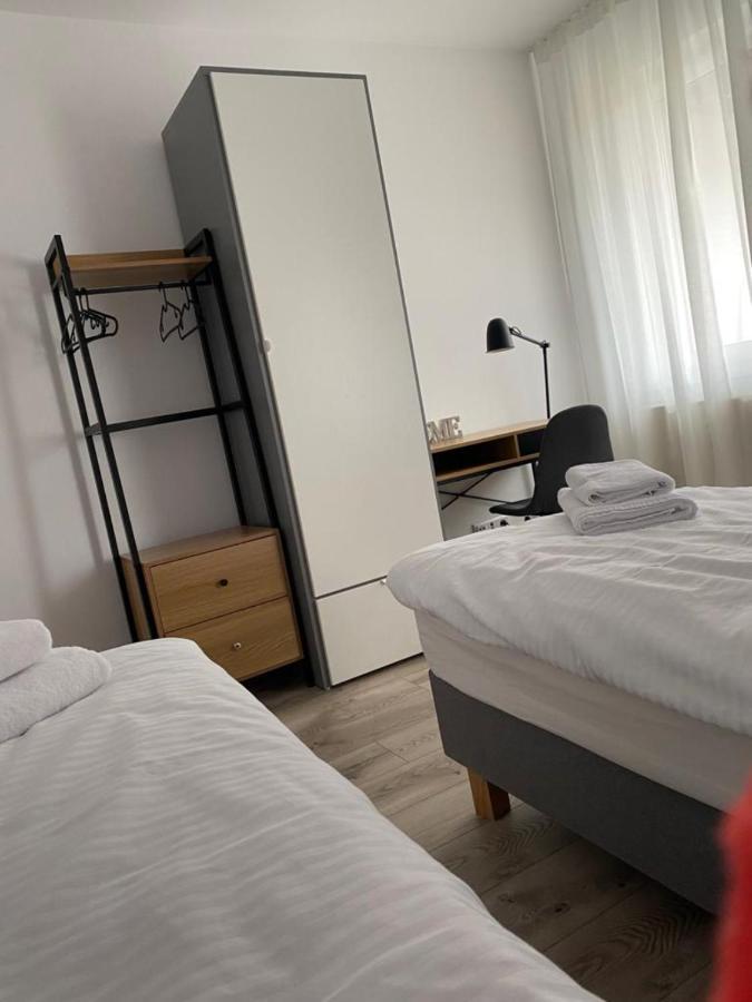 Apartamenty Zatorze Лешно Экстерьер фото